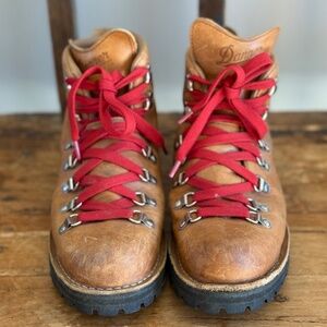 Danner Mountain LT Cascade Boots